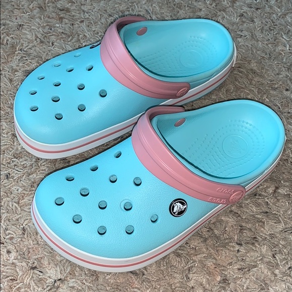 blue and pink crocs